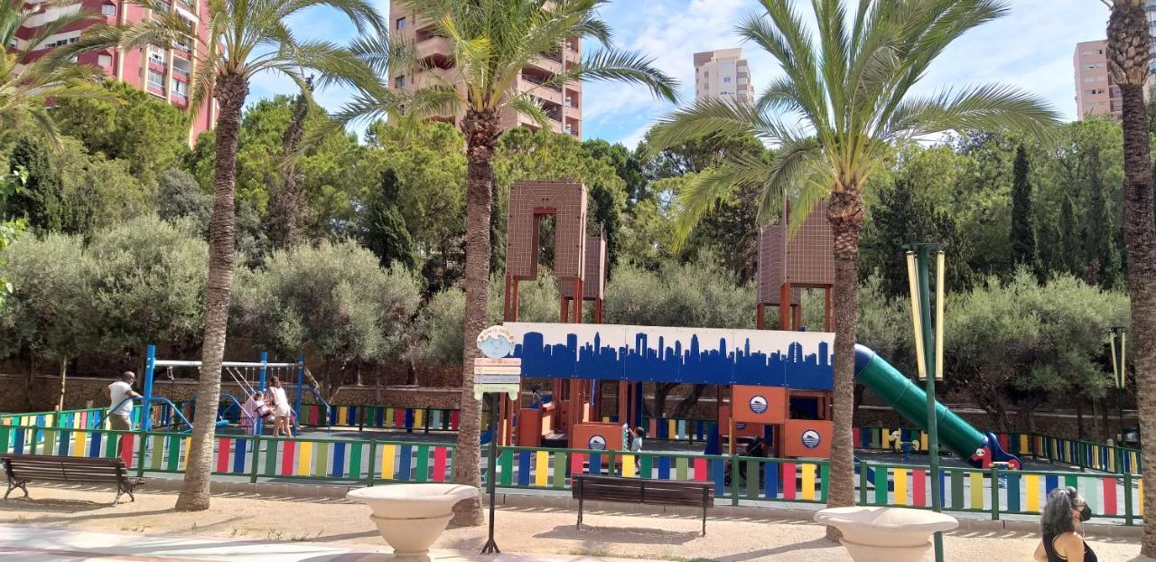 Apartamentos Anfiteatro Benidorm Buitenkant foto